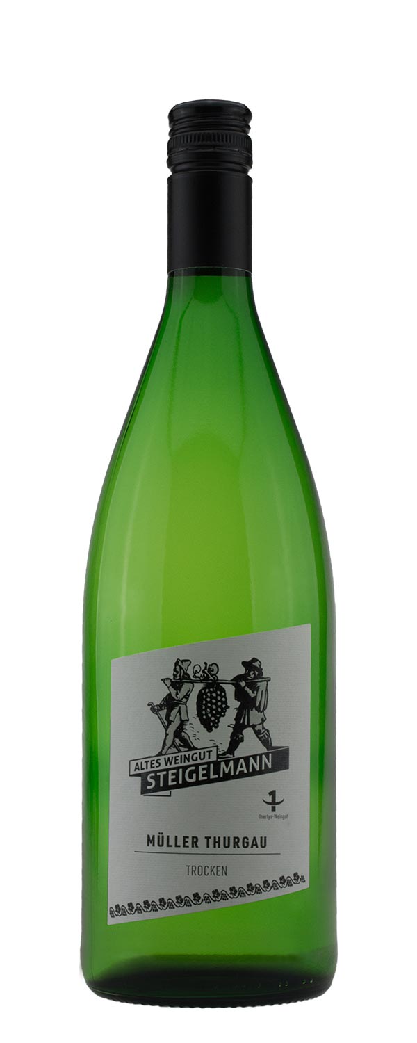Literflasche Weißwein gefüllt mit der Rebsorte Müller-Thurgau trocken